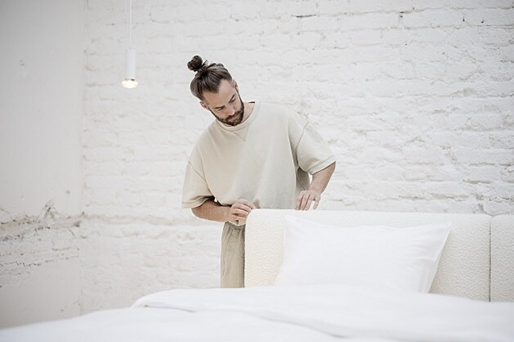 Johann Malle Jan Plechac postel Libra