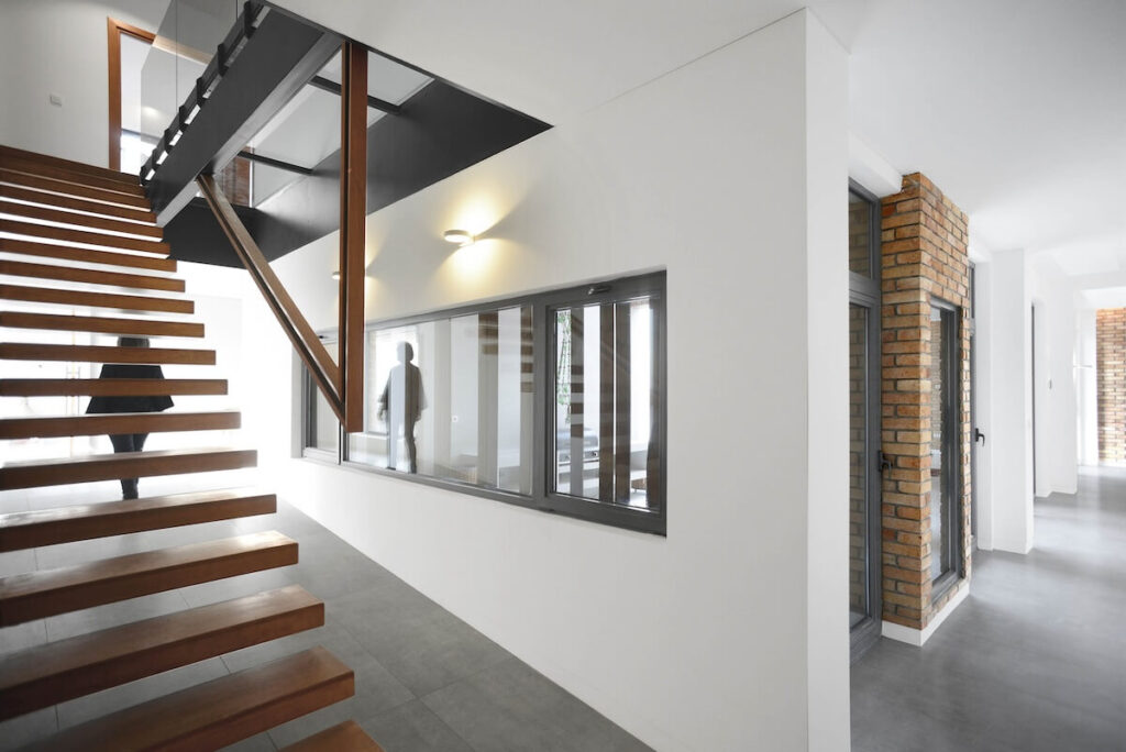 Koohsar 252, Alborz Province, Iran by Studio Davazdah, villa