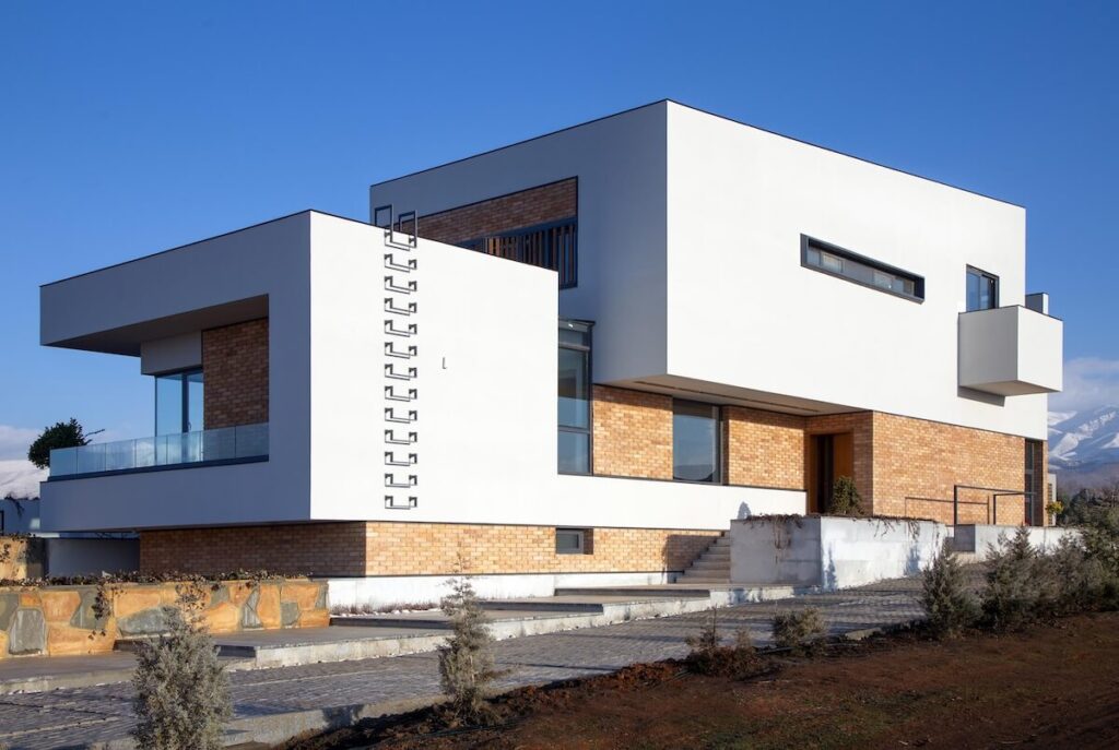 Koohsar 252, Alborz Province, Iran by Studio Davazdah, villa