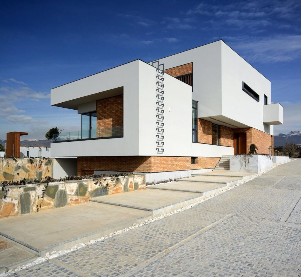 Koohsar 252, Alborz Province, Iran by Studio Davazdah, villa