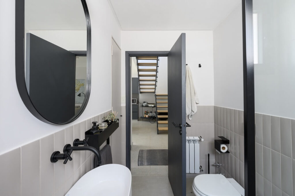 Vivienda SyS in La Lucila, Argentina by DRM estudio + RA-ARQ