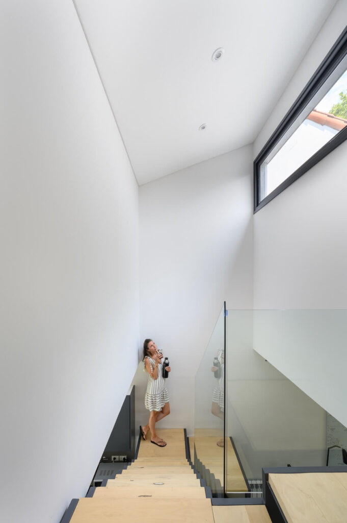 Vivienda SyS in La Lucila, Argentina by DRM estudio + RA-ARQ