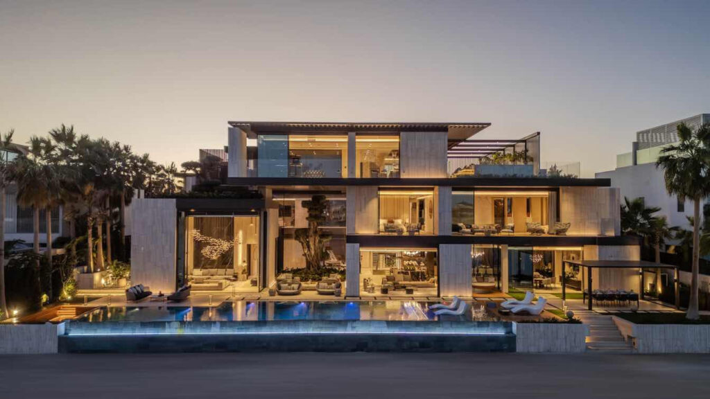 Plážová vila pro miliardáře