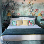 Pokoj v eklektickém stylu.