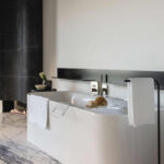 Luxusní pobřežní rezidence přírodní materiály