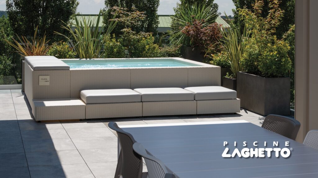 Nadzemní mini bazén na terasu nebo balkón