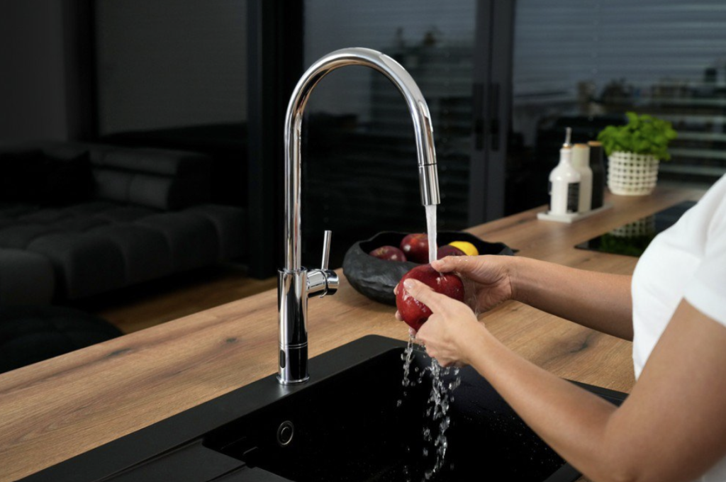 Česká hybridní baterie SANELA