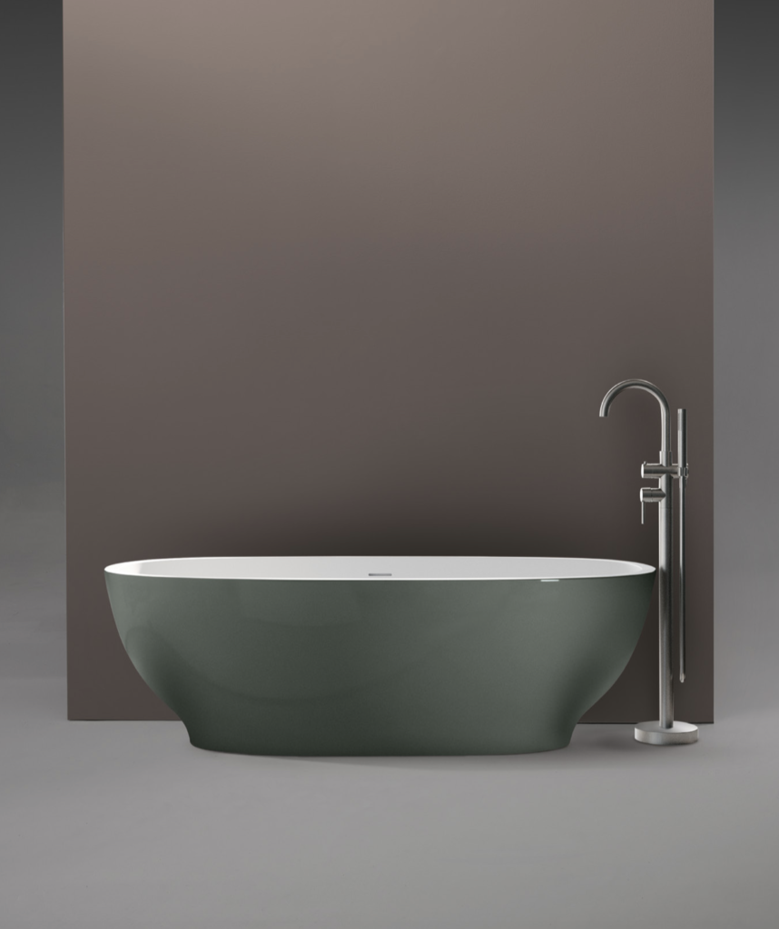 Moderní barevná minimalistická koupelna