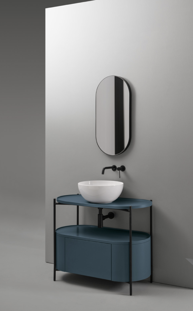 Moderní barevná koupelna